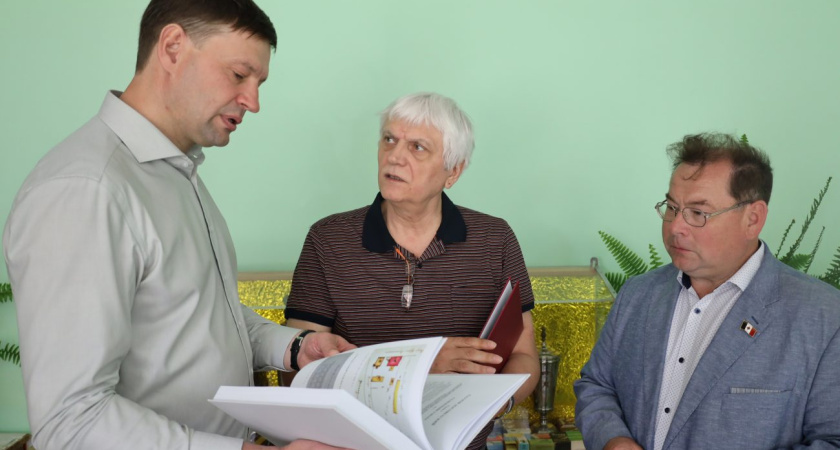 Глазовский тренер по пулевой стрельбе, мастер спорта международного класса, Чемпион мира и Европы, многократный чемпион и призер СССР и России Сергей Бармин отметил юбилей