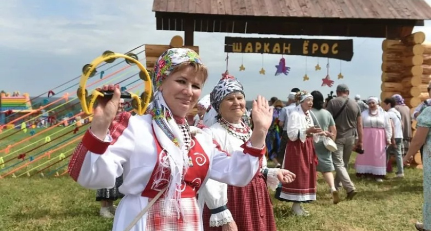 Более 17 тысяч человек посетили «Гербер» (0+) в Шарканском районе Удмуртии