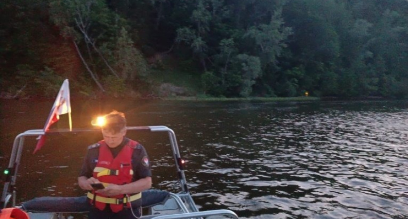 На Каме в Удмуртии после 4-ех дней поисков нашли тело пропавшего рыбака