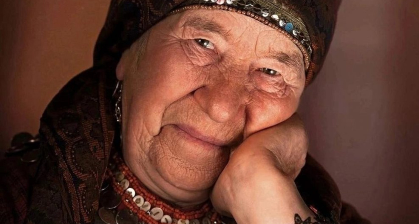 История бабушки из Бураново Галины Коневой ляжет в основу фильма «Италмас - цветок мира» (0+)