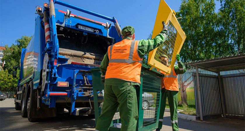 В городе все еще есть проблемы с вывозом крупногабаритного мусора
