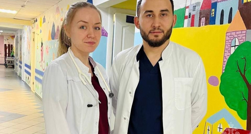 Хирурги в Ижевске Эльдар и Александра Шокуевы спасли мужчину из горящего дома