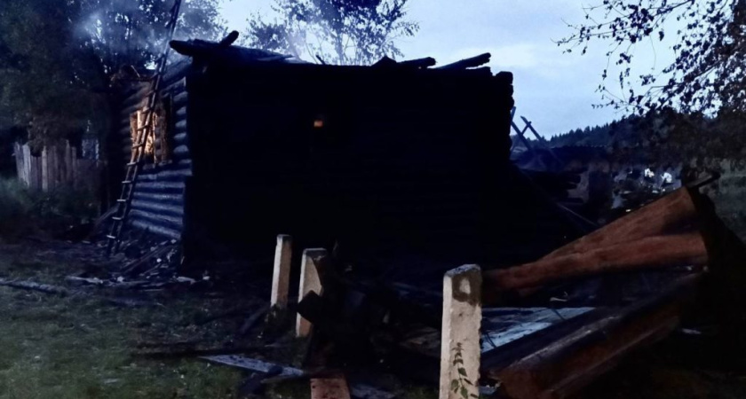 Мужчина получил ожоги на пожаре в Удмуртии