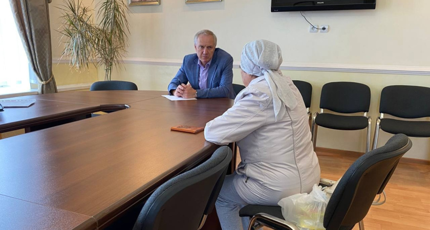 Глазовчане могут задать вопросы Уполномоченному по правам человека