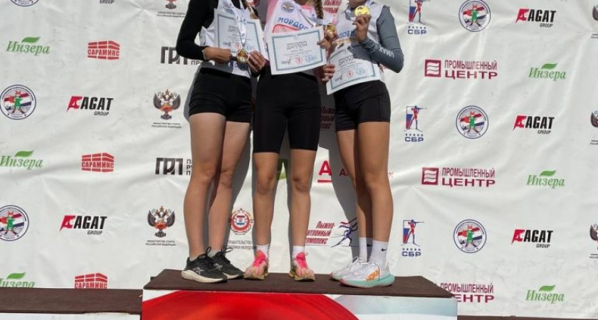 Юные биатлонистки из Глазова стали чемпионками первенства России