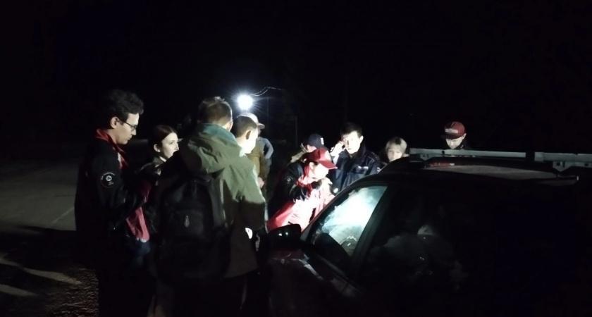 Волонтеры поисково-спасательного отряда "СЕВЕР 18" спасли потерявшегося мужчину