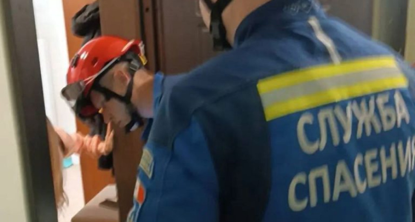 В Удмуртии ребенок оказался заперт в квартире