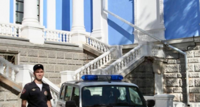 Глазовский сотрудник полиции Роман Лобанов вышел во второй тур конкурса «Народный участковый – 2024»