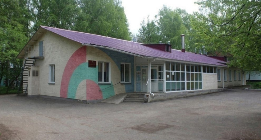 Жители Глазова требуют открытия молочной кухни для детей