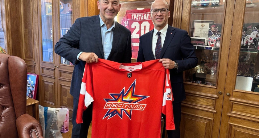 Глава Удмуртии встретился с Владиславом Третьяком