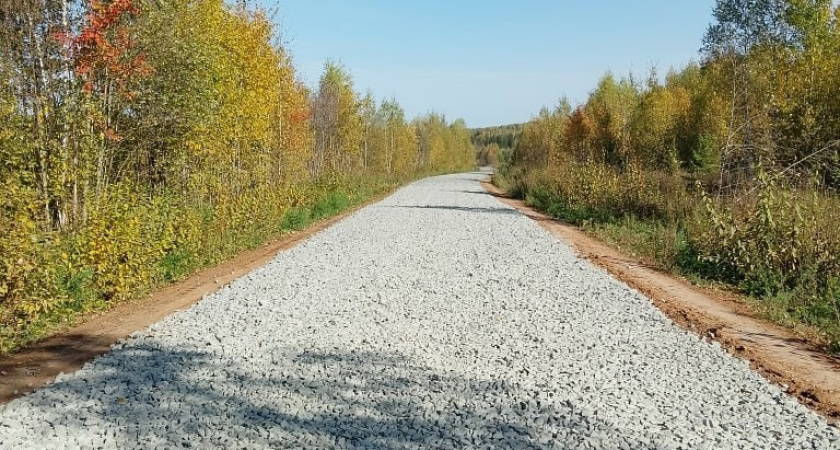 В Глазовском районе прошел ремонт на нескольких дорогах