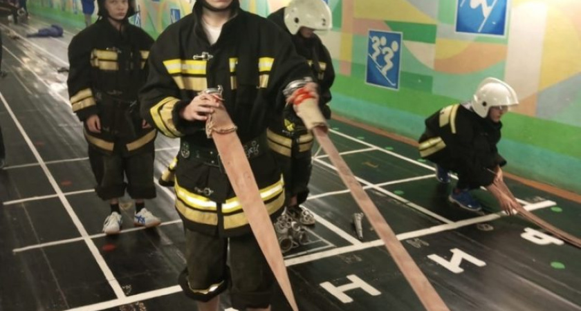 Турнир по пожарно-прикладному многоборью прошел для учащихся школ Глазова 