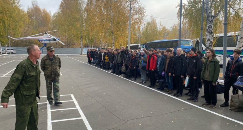 Глазовские учащиеся восьмых и десятых классов в каникулы отправятся на учебные сборы по военной подготовке