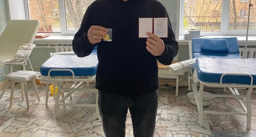 С начала года звание «Почетных доноров» получили 13 глазовчан