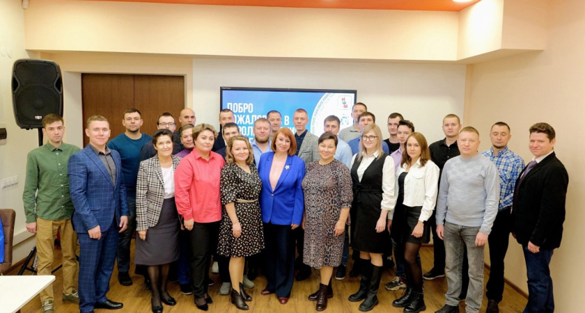 Первые первокурсники-металлурги из ГИПУ получили студенческие билеты