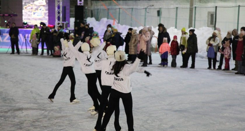 Городской стадион готовится к зимнему сезону