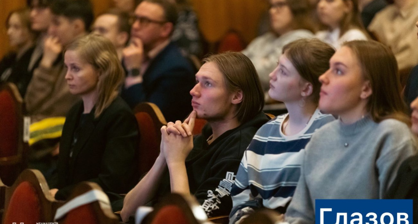 Этой зимой заработают новые кинозалы в Вавоже, Каракулино, Завьялово и селе Сюмси
