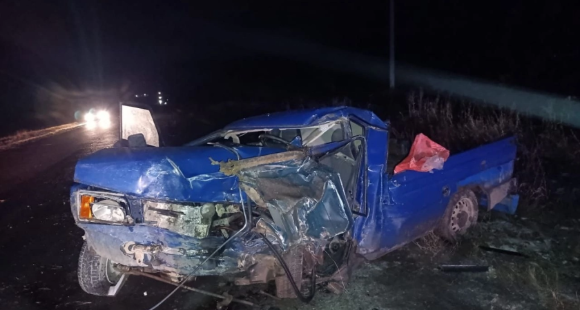 Водитель легковушки погиб в ДТП с фургоном в Алнашском районе