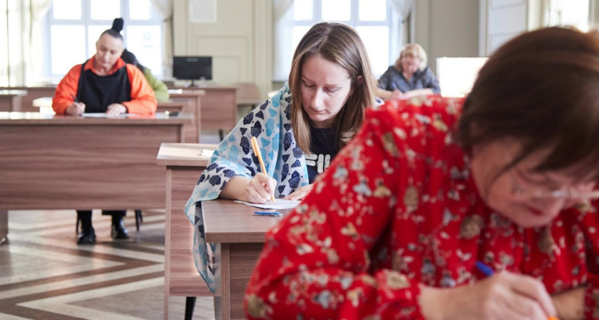 Жители Удмуртии пишут Экодиктант (6+)