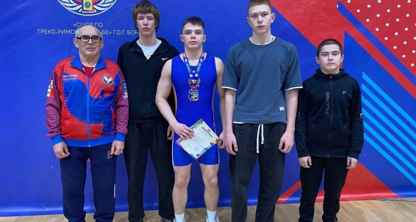 Юные глазовские борцы вернулись с очередных соревнований