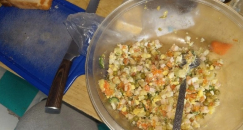 На четыре порции салата «Оливье» жители Удмуртии потратят примерно по 600 рублей