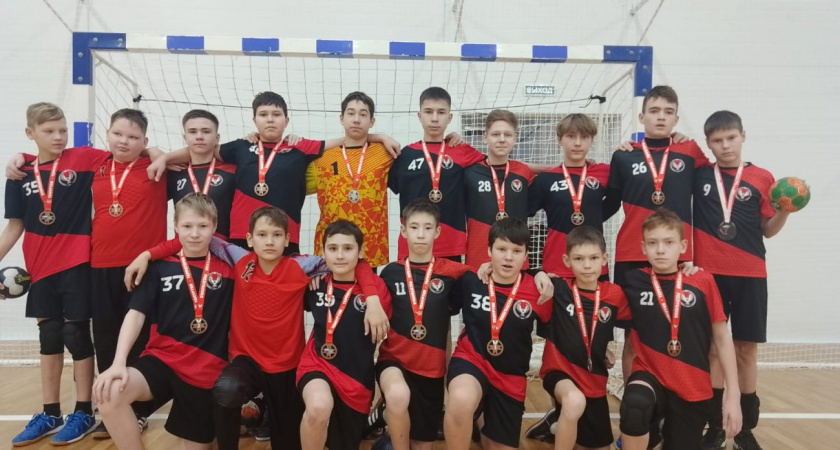 В Глазове завершился Международный турнир по гандболу
