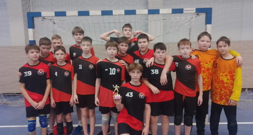Юные гандболисты из Глазова выступили на Первенстве России