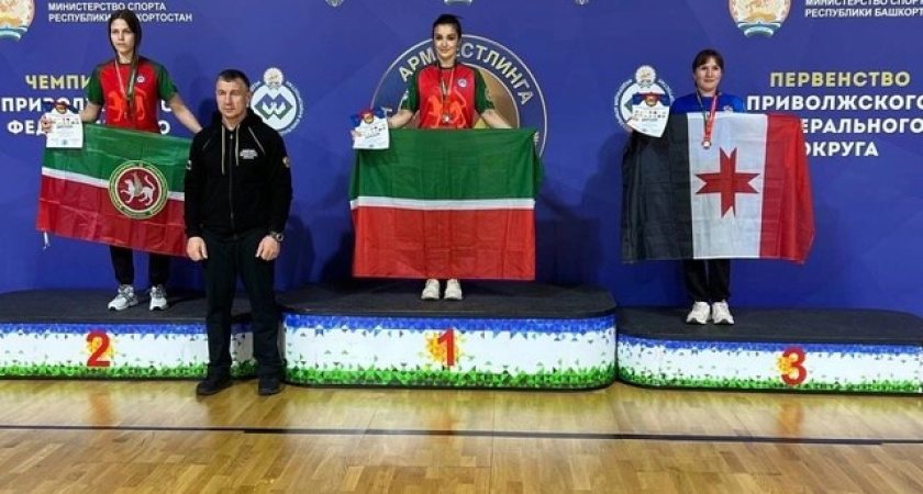 Жительница Глазова взяла бронзу на первенстве ПФО по армрестлингу