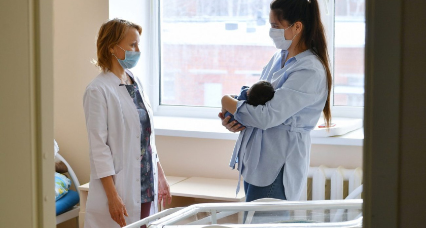 Всего в 2024 году в Удмуртии было принято 4 072 родов