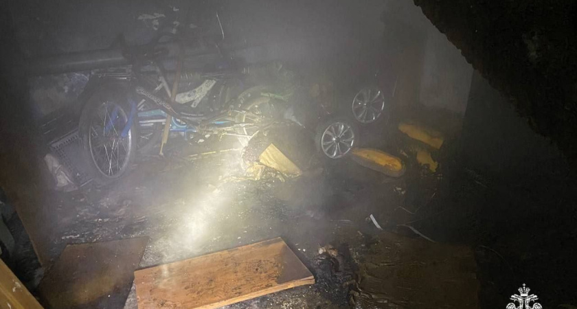 В Сарапуле произошел пожар в жилом многоквартирном доме