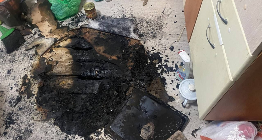 68-летняя пенсионерка в Удмуртии уснула, пока готовила еду, а когда проснулась, всё было уже в дыму