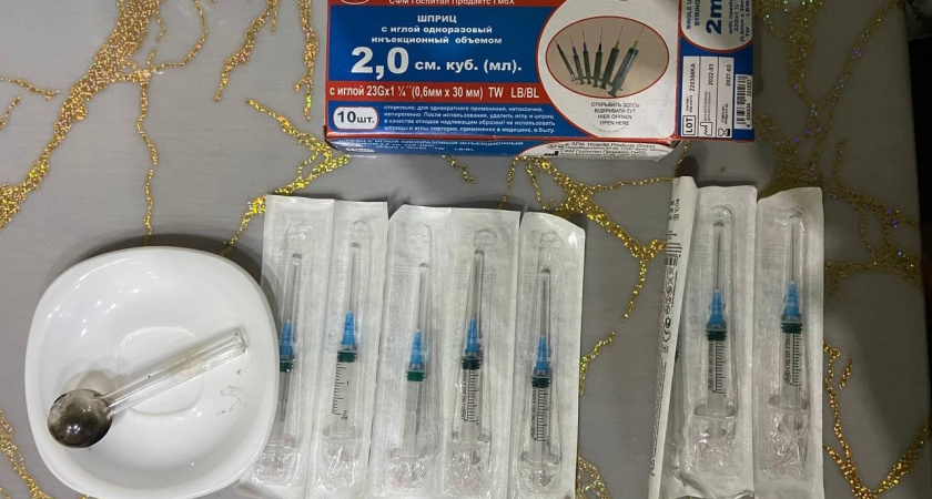 Жительница Удмуртии организовала у себя дома наркопритон