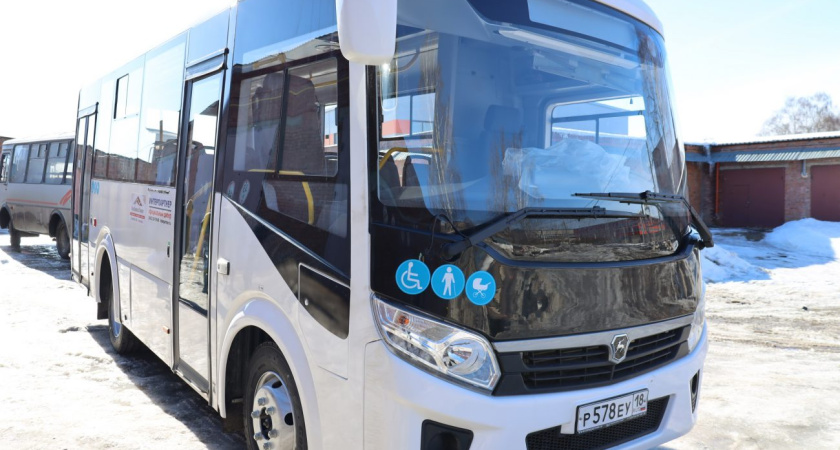 В Глазове 4 и 10 автобусные маршруты работают по новым контрактам