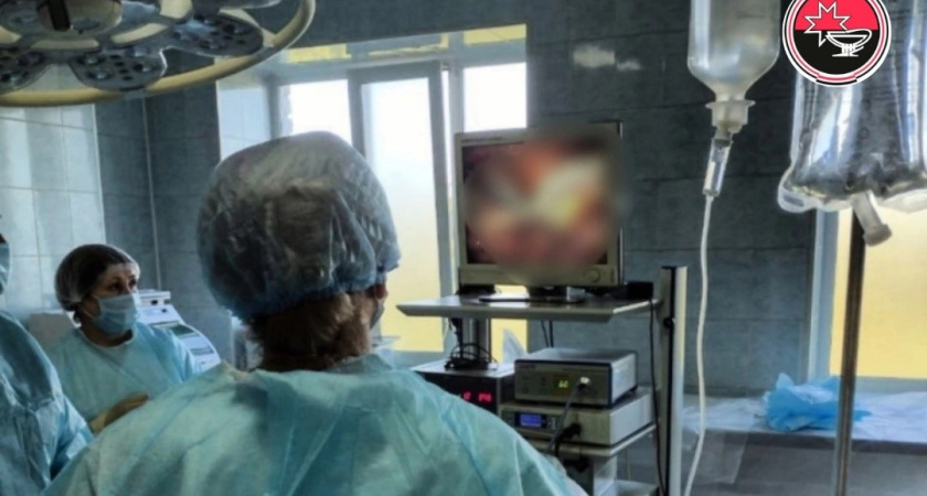 Операцию по удалению четырехкилограммовой опухоли яичника провели врачи-гинекологи из Удмуртии