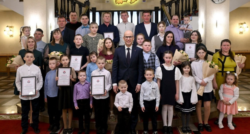 В Удмуртии работникам сельхозпредприятий вручают сертификаты на улучшение жилищных условий