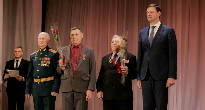 Ветеранам войны в Глазове присваивают звание Почетного гражданина города