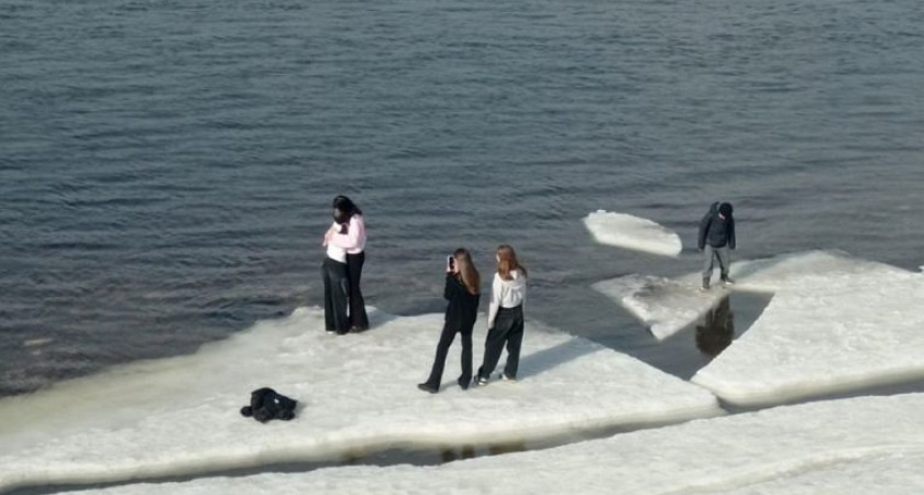 Спасатели Удмуртии напоминают об опасности водоемов