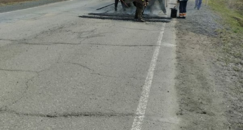 Ямочный ремонт проходит на участке дорог Глазов-Яр-Пудем и Глазов-Юкаменское