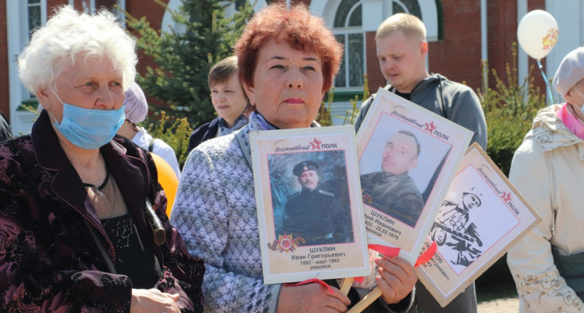 Где в Глазове изготовить транспарант с портретом своего Героя?