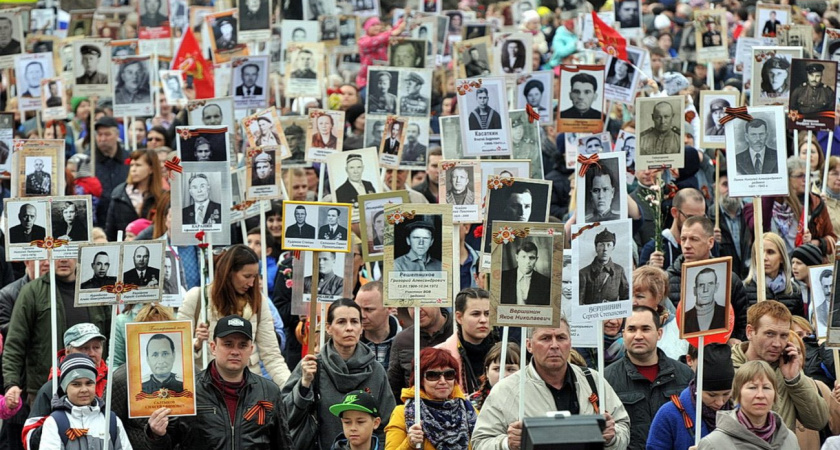 Акция «Бессмертный полк» (0+) пройдет в Удмуртии и в оффлайн формате