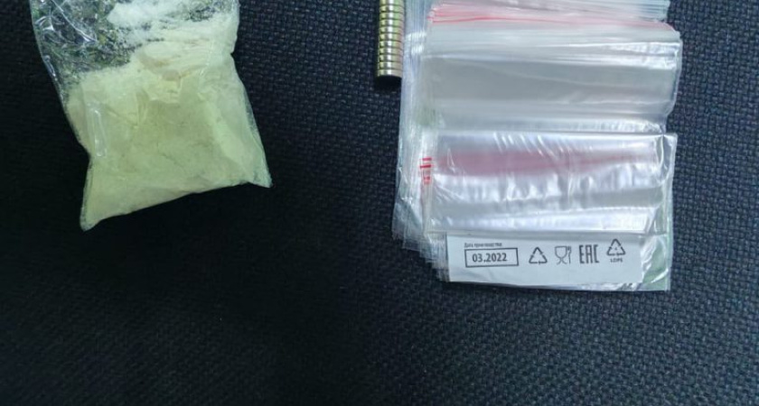 В Глазове задержан оптовый наркозакладчик