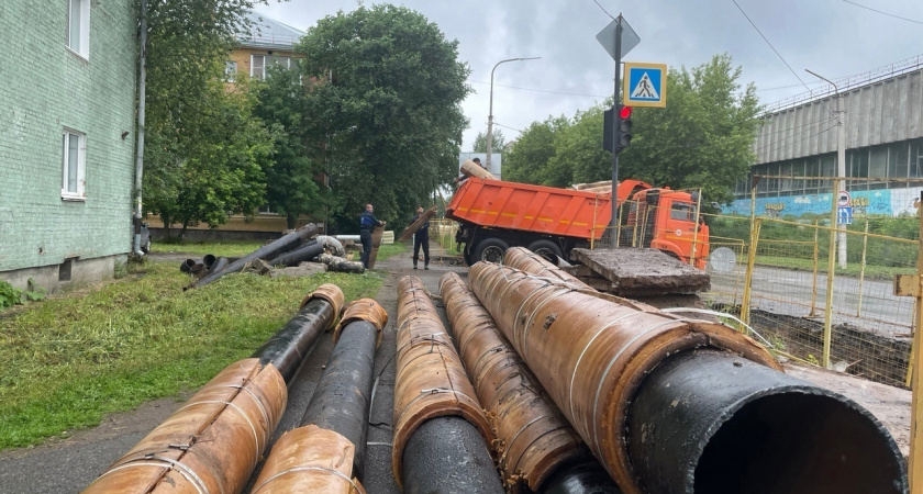 Движение по 2-й Набережной в Глазове закроют на месяц из-за ремонта теплосети
