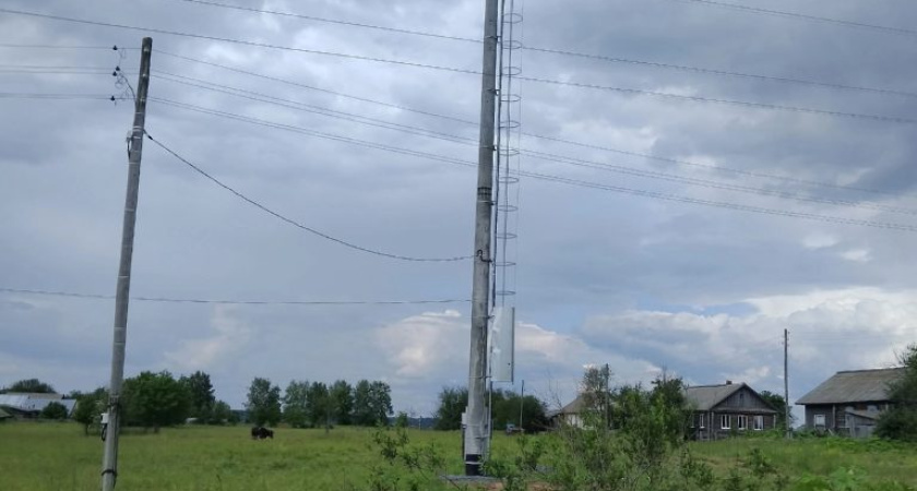 В Глазовском районе продолжают устанавливать вышки сотовой связи
