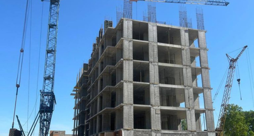 В Глазове продолжают строить новый микрорайон «Левобережье-2»