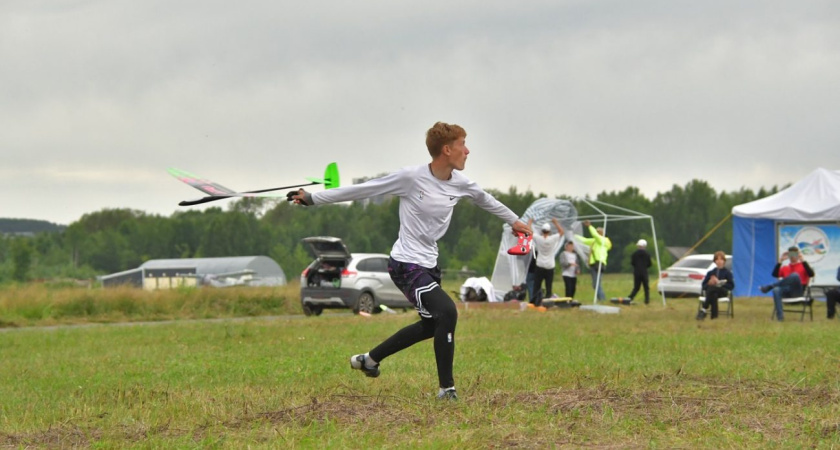 Школьники Удмуртии стали призёрами Всероссийской научно-технической олимпиады по авиамоделированию и Первенства России по авиационным радиоуправляемым моделям