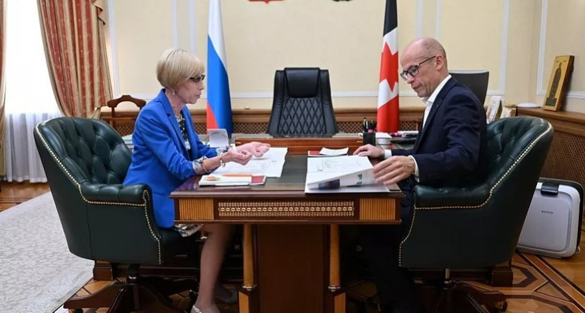 Число детей-сирот сократилось в соцучреждениях Удмуртии