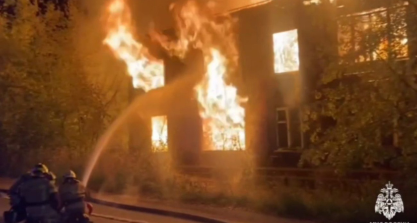 Крупный пожар произошел в Ижевске