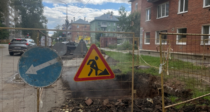 В Глазове продолжаются ремонты тепловых сетей