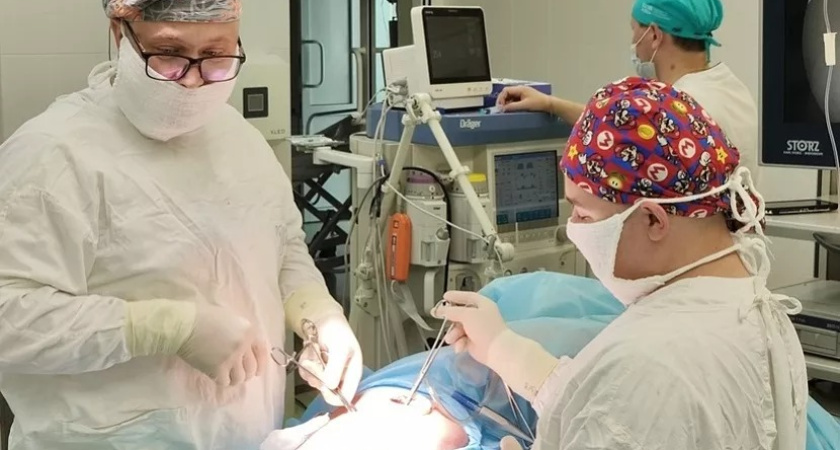 В Удмуртии провели высокотехнологичную операцию на легких пациенту с 40-летним стажем курения