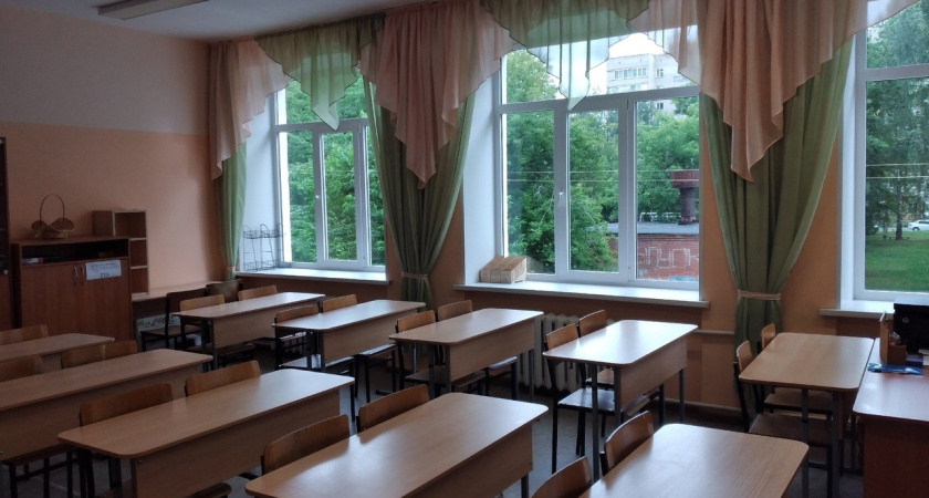 Через две недели школы Глазова распахнут двери для учеников